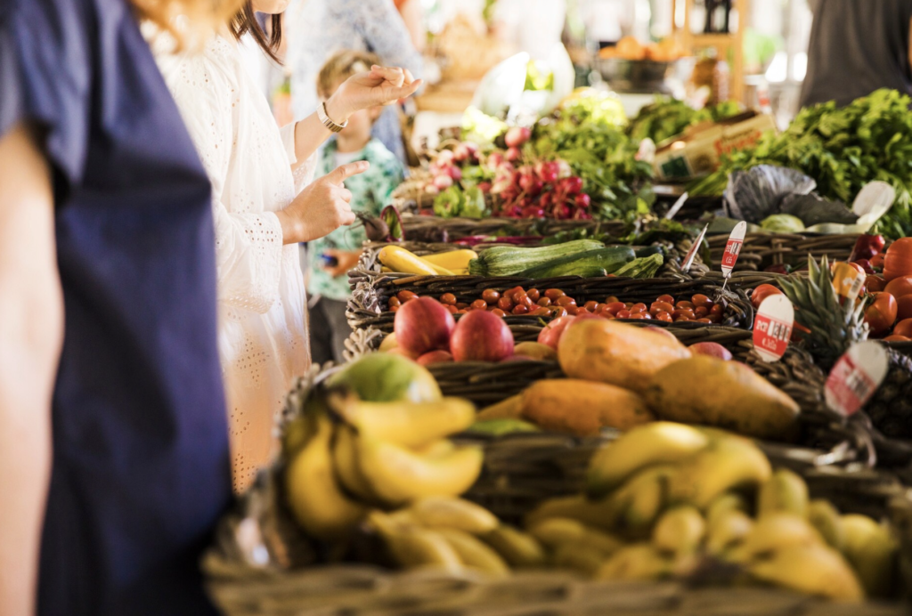 Le marché du Bord de l’eau – Le Samedi